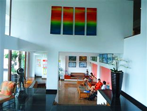 Hotel in Negombo: Camelot Beach Hotel Negombo